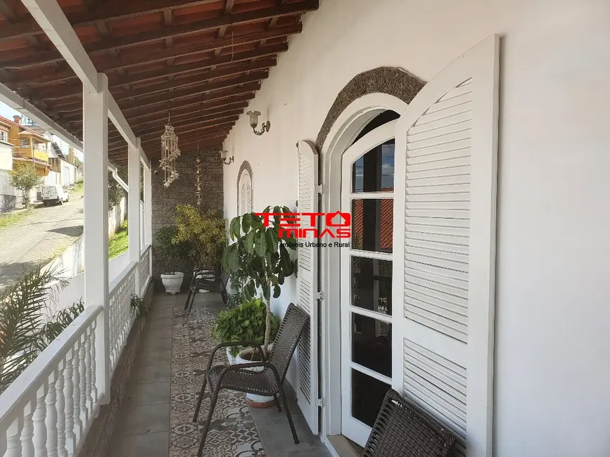 Foto 1 de Casa com 3 quartos à venda em Sao Lourenco - MG