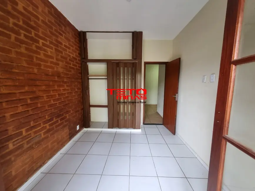 Casa com 3 quartos à venda, 137m2 em Sao Lourenco - MG - imagem 3 Foto 3 de Casa com 3 quartos à venda, 137m2 em Sao Lourenco - MG