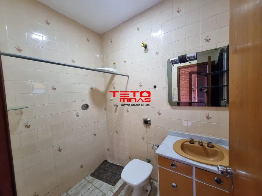 Casa com 3 quartos à venda, 137m2 em Sao Lourenco - MG - imagem 6 Foto 6 de Casa com 3 quartos à venda, 137m2 em Sao Lourenco - MG