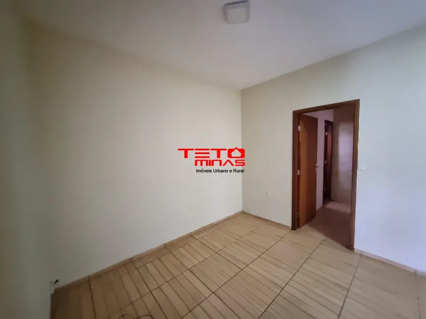 Casa com 3 quartos à venda, 137m2 em Sao Lourenco - MG - imagem 4 Foto 4 de Casa com 3 quartos à venda, 137m2 em Sao Lourenco - MG