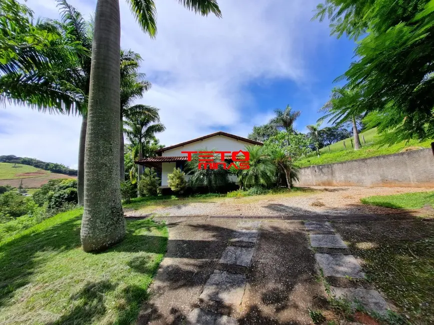 Foto 1 de Sítio / Rancho com 3 quartos à venda em Pouso Alto - MG