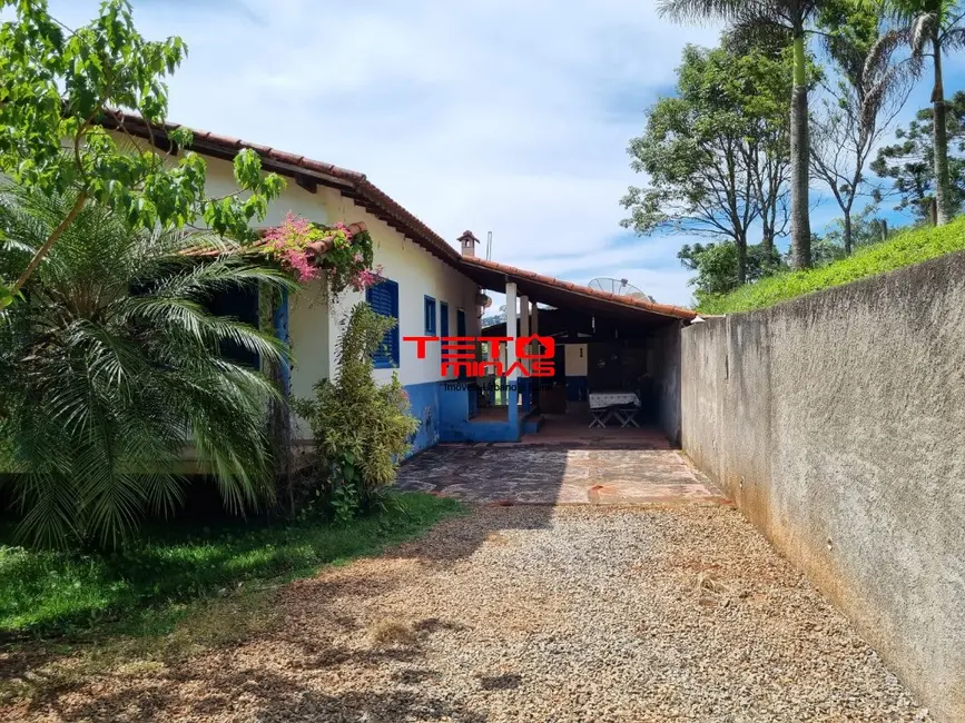 Sítio / Rancho com 3 quartos à venda em Pouso Alto - MG - imagem 3 Foto 3 de Sítio / Rancho com 3 quartos à venda em Pouso Alto - MG