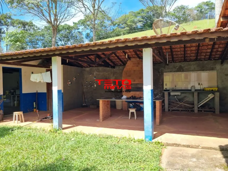 Sítio / Rancho com 3 quartos à venda em Pouso Alto - MG - imagem 5 Foto 5 de Sítio / Rancho com 3 quartos à venda em Pouso Alto - MG