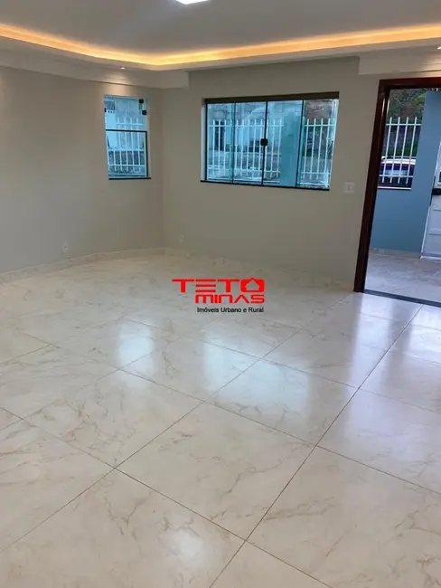 Foto 3 de Casa com 3 quartos à venda, 326m2 em Sao Lourenco - MG