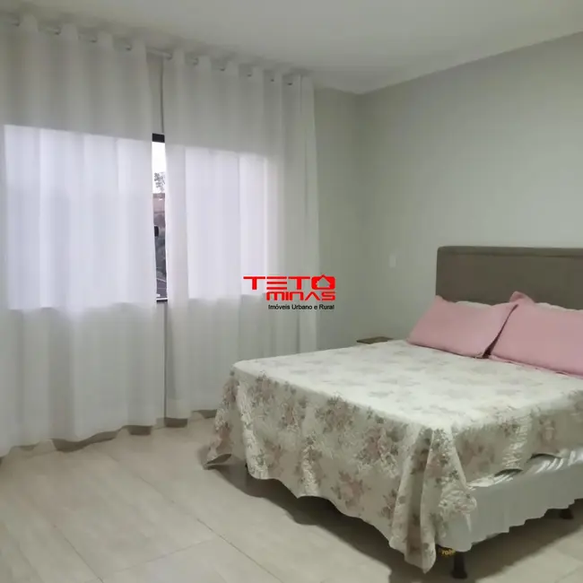 Casa com 3 quartos à venda, 170m2 em Sao Lourenco - MG - imagem 5 Foto 5 de Casa com 3 quartos à venda, 170m2 em Sao Lourenco - MG