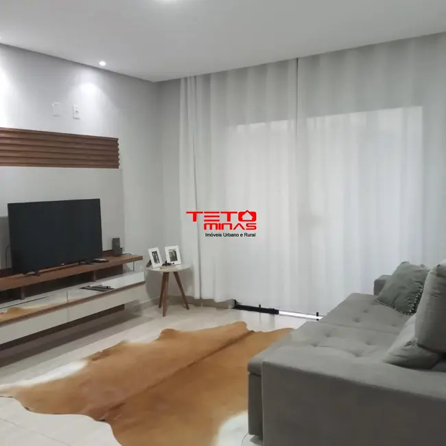 Casa com 3 quartos à venda, 170m2 em Sao Lourenco - MG - imagem 8 Foto 8 de Casa com 3 quartos à venda, 170m2 em Sao Lourenco - MG