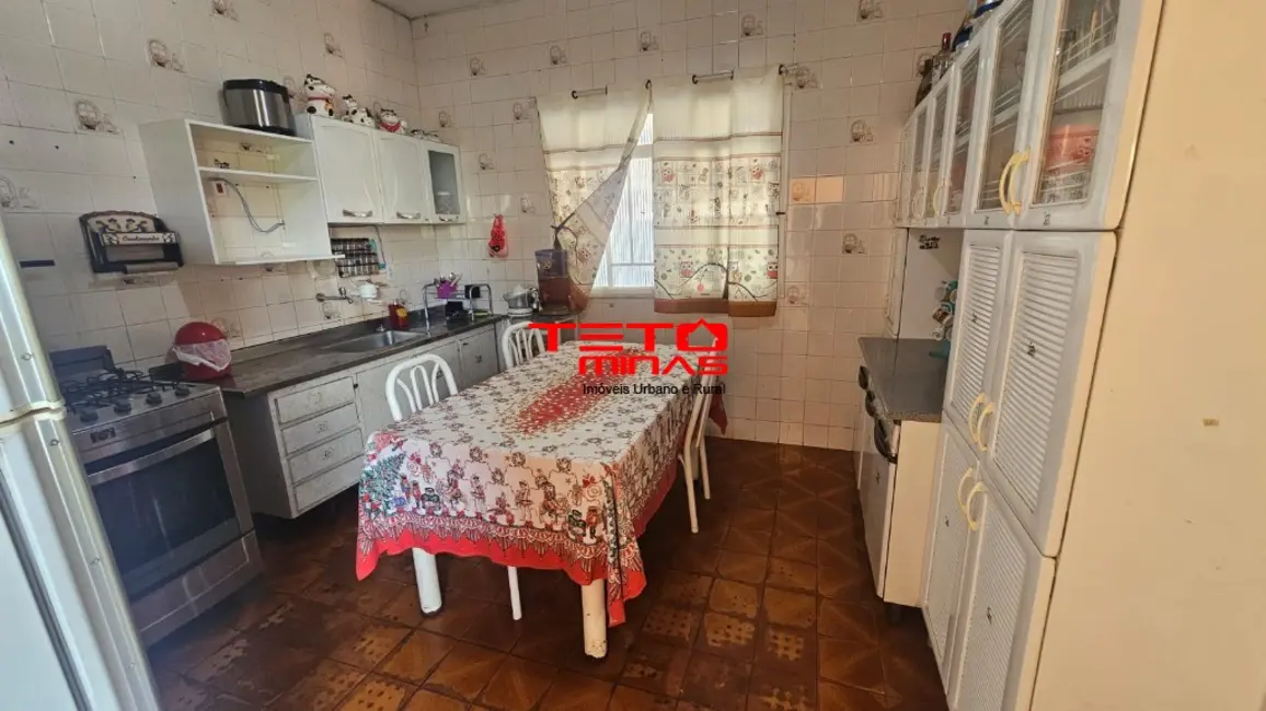 Casa com 4 quartos à venda, 299m2 em Sao Lourenco - MG - imagem 9 Foto 9 de Casa com 4 quartos à venda, 299m2 em Sao Lourenco - MG