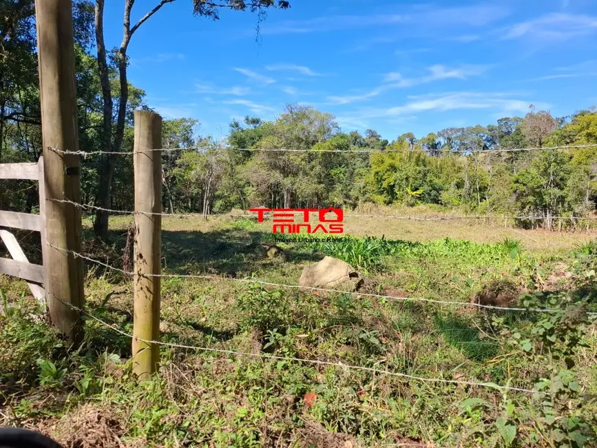 Foto 13 de Chácara à venda em Dom Vicoso - MG