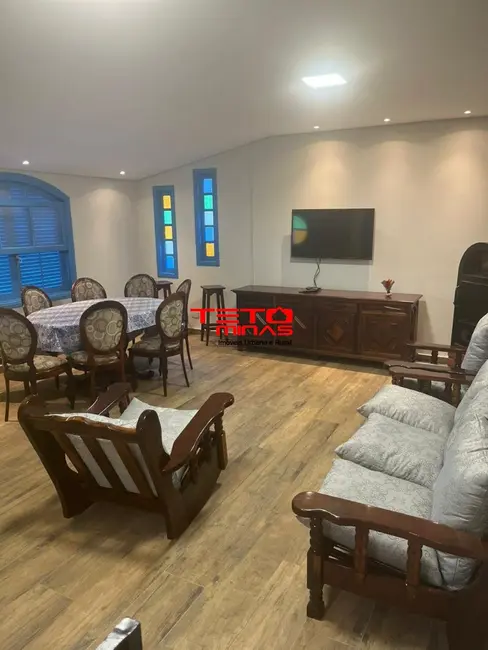 Foto 2 de Casa com 4 quartos à venda, 110m2 em Sao Lourenco - MG