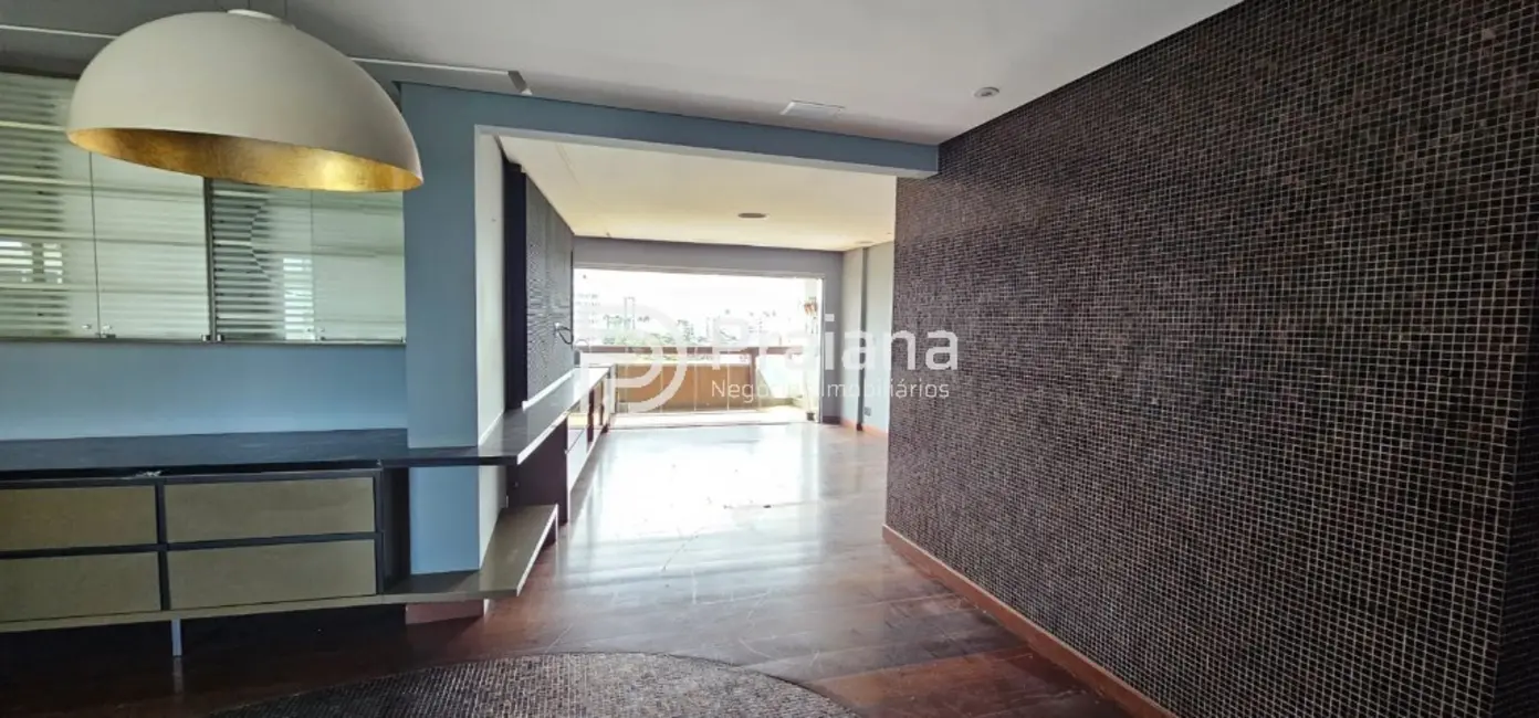 Foto 6 de Apartamento com 4 quartos para alugar, 220m2 em Campo Grande, Salvador - BA