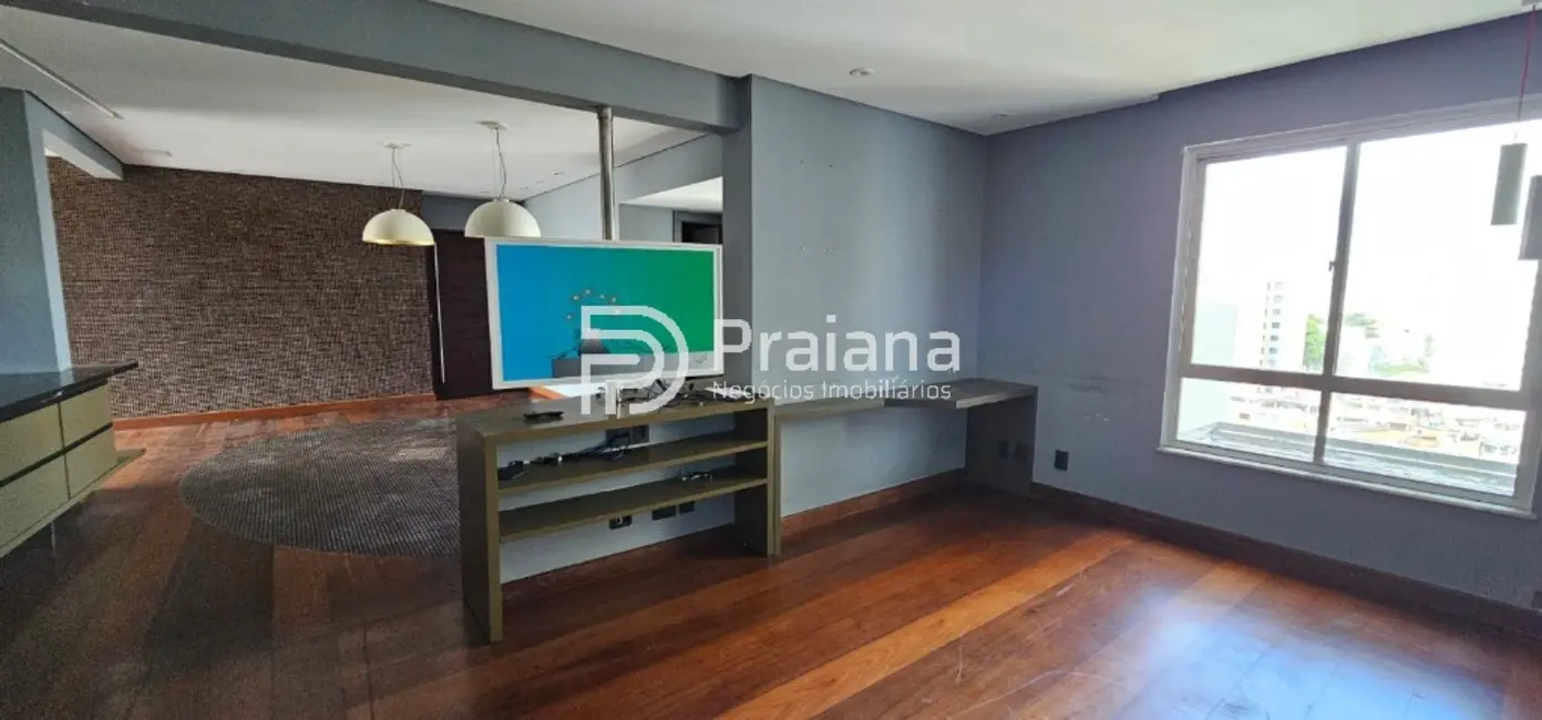 Foto 4 de Apartamento com 4 quartos para alugar, 220m2 em Campo Grande, Salvador - BA