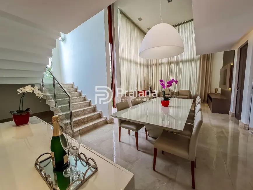 Foto 2 de Casa com 5 quartos para alugar, 386m2 em Camacari - BA