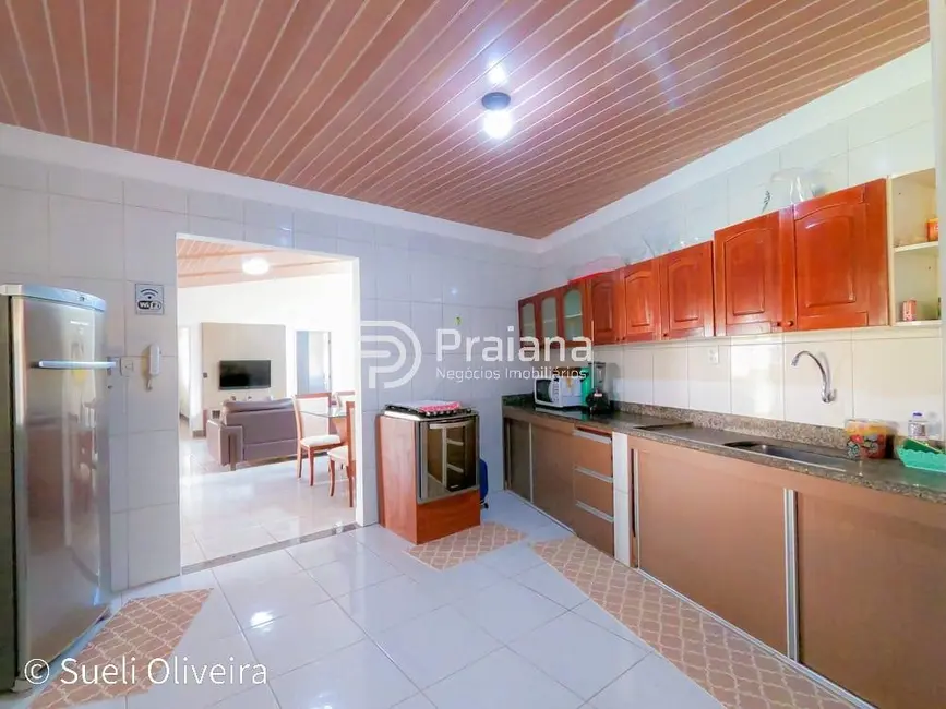 Casa com 5 quartos para alugar, 290m2 em Camacari - BA - imagem 4 Foto 4 de Casa com 5 quartos para alugar, 290m2 em Camacari - BA