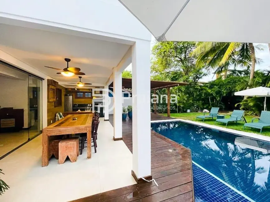 Casa de Condomínio com 6 quartos à venda e para alugar, 256m2 em Mata De Sao Joao - BA - imagem 1 Foto 1 de Casa de Condomínio com 6 quartos à venda e para alugar, 256m2 em Mata De Sao Joao - BA