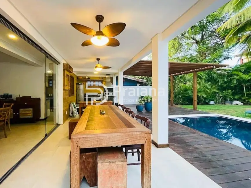 Casa de Condomínio com 6 quartos à venda e para alugar, 256m2 em Mata De Sao Joao - BA - imagem 2 Foto 2 de Casa de Condomínio com 6 quartos à venda e para alugar, 256m2 em Mata De Sao Joao - BA