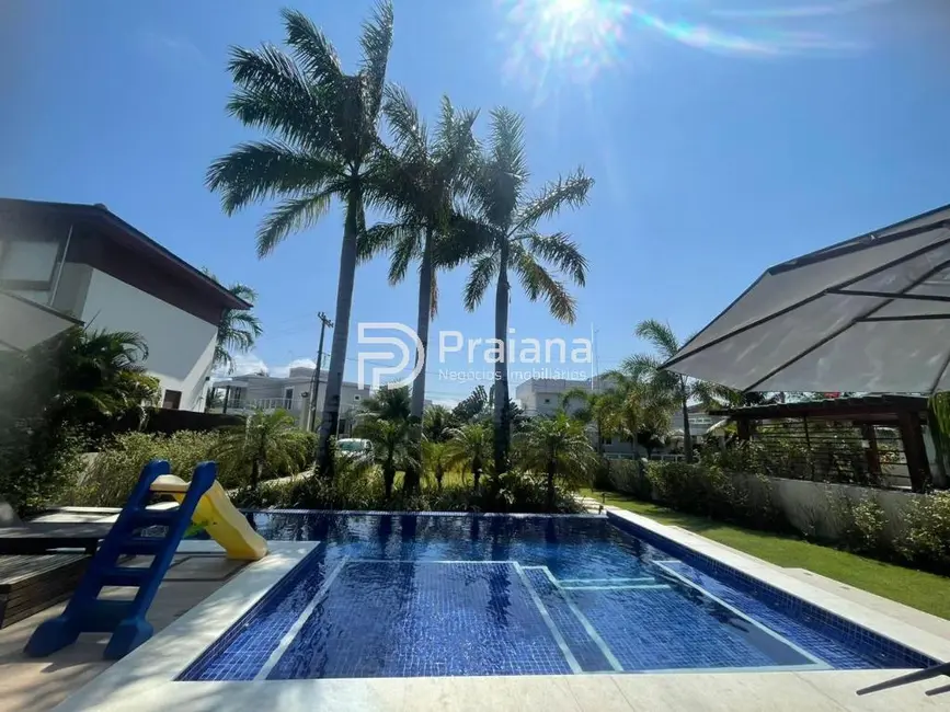 Casa de Condomínio com 5 quartos para alugar, 320m2 em Camacari - BA - imagem 3 Foto 3 de Casa de Condomínio com 5 quartos para alugar, 320m2 em Camacari - BA