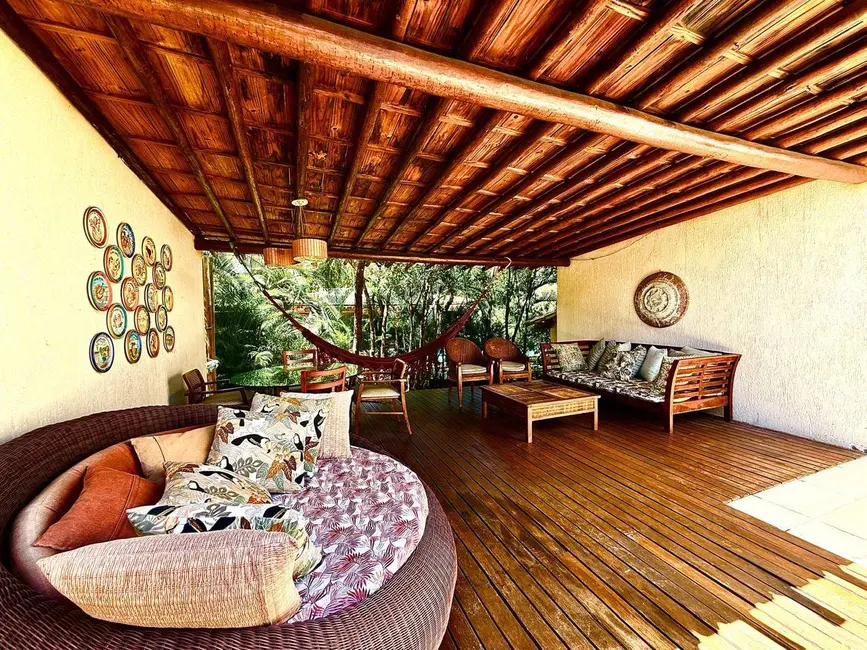 Foto 1 de Casa de Condomínio com 5 quartos à venda, 350m2 em Camacari - BA