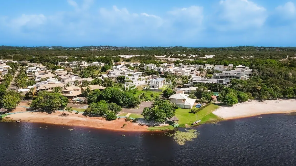 Casa de Condomínio com 4 quartos à venda e para alugar, 350m2 em Camacari - BA - imagem 7 Foto 7 de Casa de Condomínio com 4 quartos à venda e para alugar, 350m2 em Camacari - BA