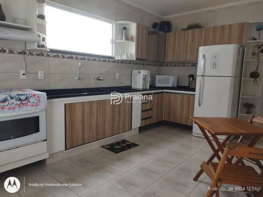 Foto 8 de Casa com 4 quartos à venda, 500m2 em Camacari - BA