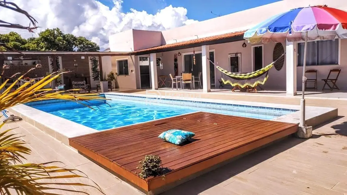 Foto 2 de Casa com 4 quartos à venda, 500m2 em Camacari - BA