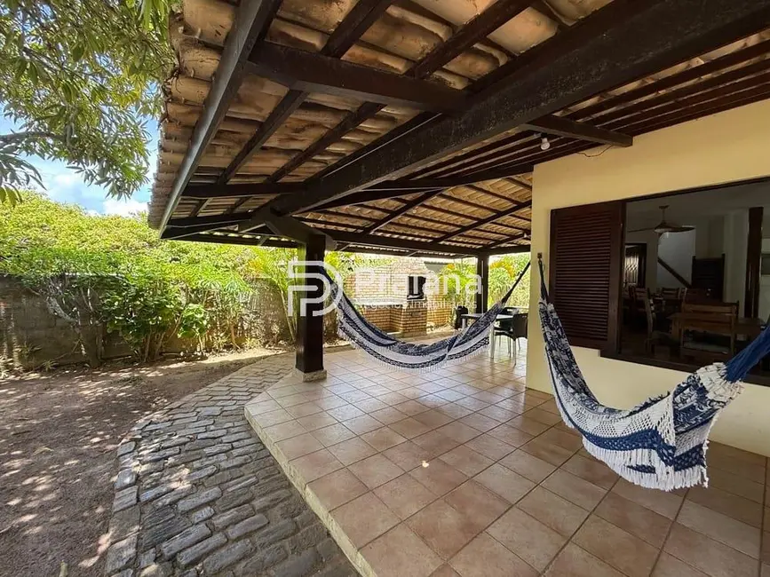 Foto 2 de Casa de Condomínio com 5 quartos à venda, 215m2 em Camacari - BA