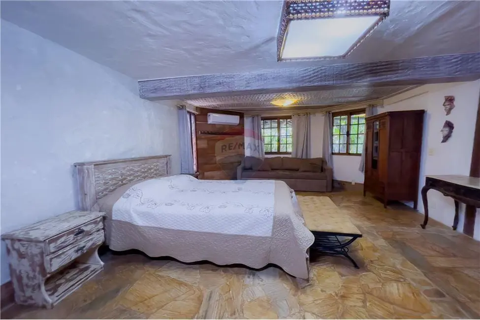 Casa com 7 quartos à venda, 400m2 em Mata De Sao Joao - BA - imagem 4 Foto 4 de Casa com 7 quartos à venda, 400m2 em Mata De Sao Joao - BA