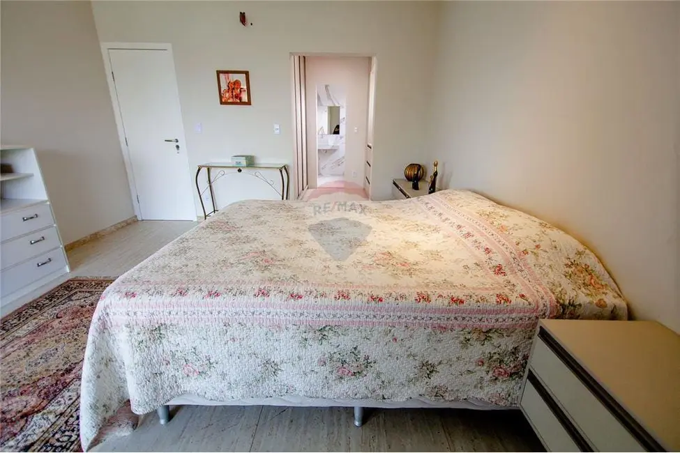Foto 2 de Casa com 3 quartos à venda, 234m2 em Camacari - BA