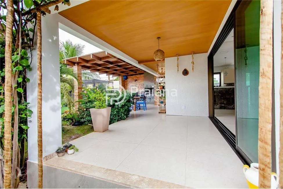 Casa com 3 quartos à venda, 234m2 em Camacari - BA - imagem 7 Foto 7 de Casa com 3 quartos à venda, 234m2 em Camacari - BA