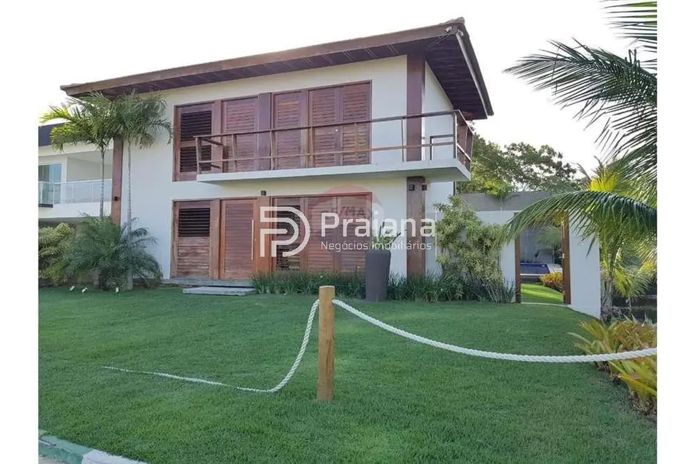 Foto 1 de Casa com 4 quartos para alugar, 200m2 em Camacari - BA