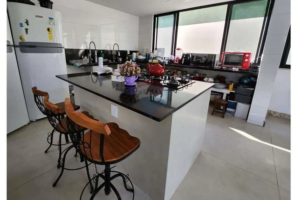 Foto 9 de Casa de Condomínio com 4 quartos à venda, 200m2 em Camacari - BA