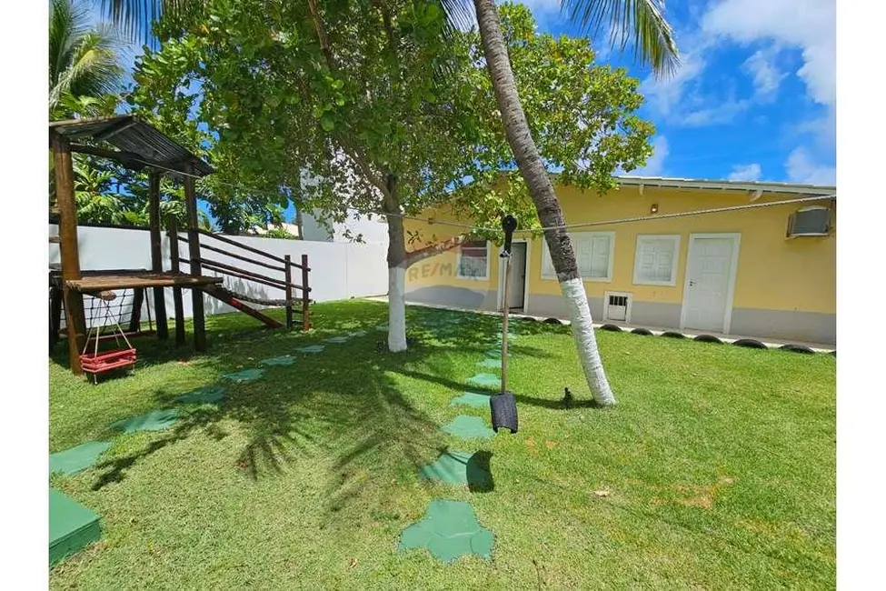 Foto 2 de Casa com 5 quartos à venda, 750m2 em Camacari - BA