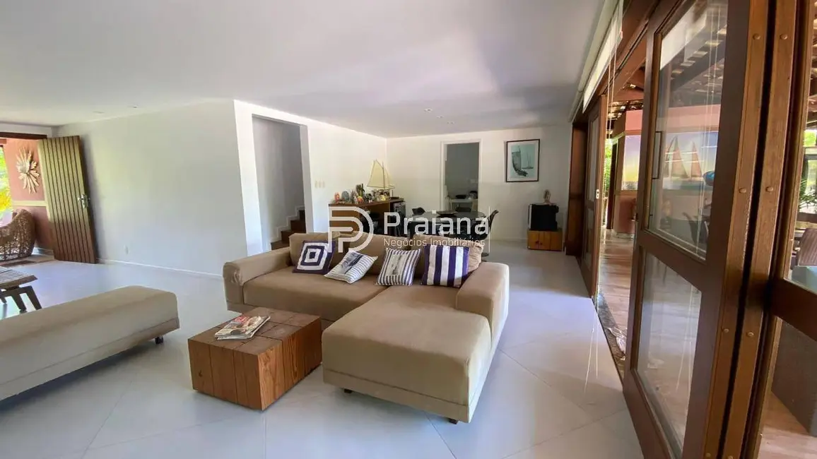 Casa de Condomínio com 4 quartos à venda e para alugar, 660m2 em Mata De Sao Joao - BA - imagem 7 Foto 7 de Casa de Condomínio com 4 quartos à venda e para alugar, 660m2 em Mata De Sao Joao - BA