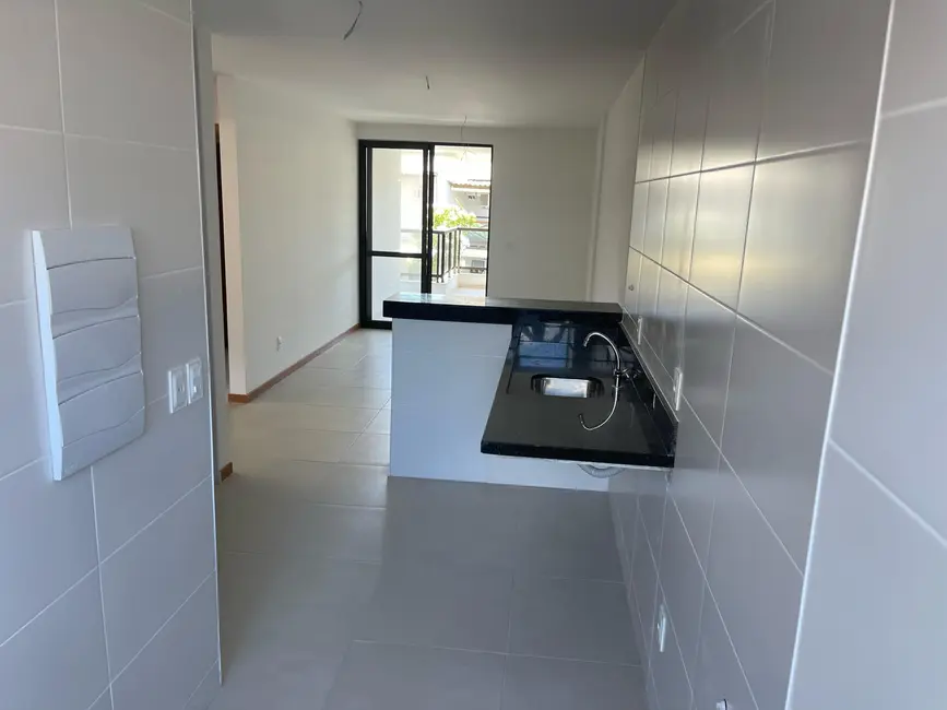 Foto 4 de Apartamento com 3 quartos à venda, 144m2 em Camacari - BA