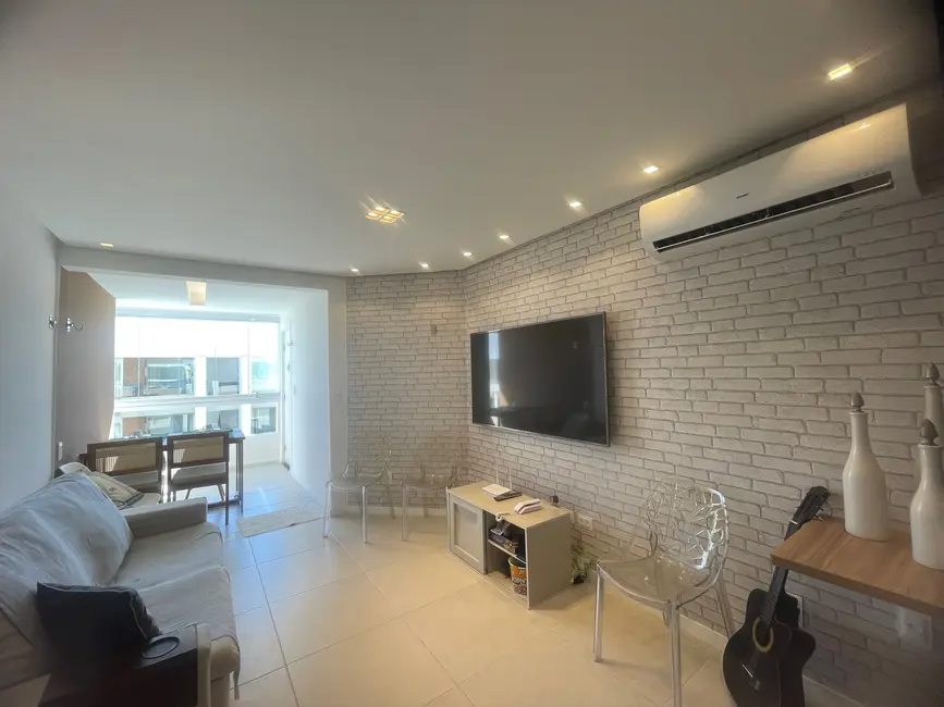 Foto 5 de Apartamento com 2 quartos à venda e para alugar, 63m2 em Camacari - BA