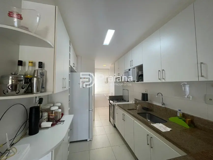 Foto 8 de Apartamento com 3 quartos à venda, 107m2 em Camacari - BA
