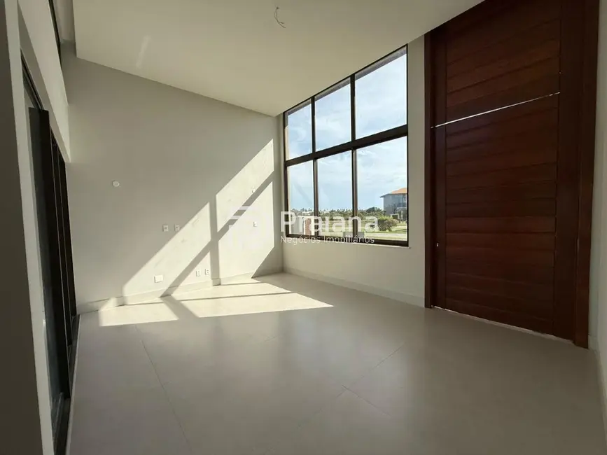 Foto 2 de Casa de Condomínio com 5 quartos à venda, 304m2 em Mata De Sao Joao - BA