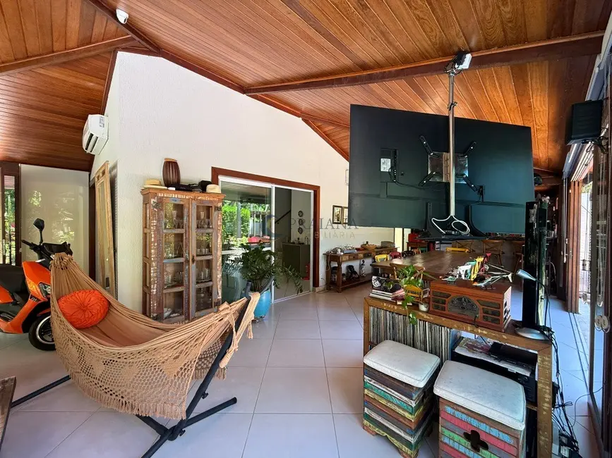 Foto 5 de Casa de Condomínio com 5 quartos à venda e para alugar, 128m2 em Mata De Sao Joao - BA