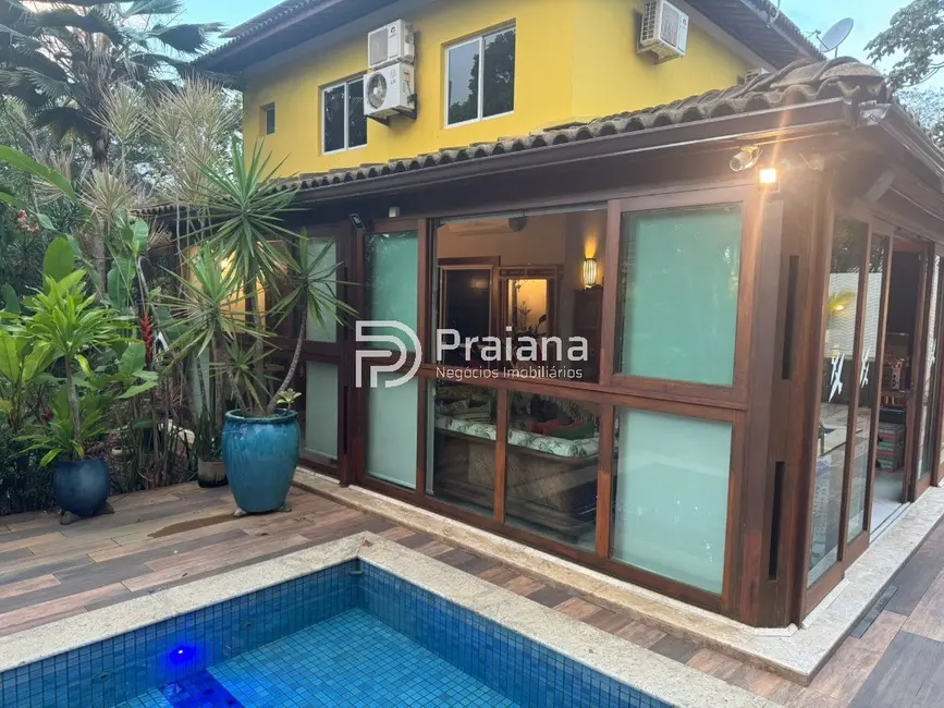 Foto 1 de Casa de Condomínio com 3 quartos à venda e para alugar, 128m2 em Mata De Sao Joao - BA