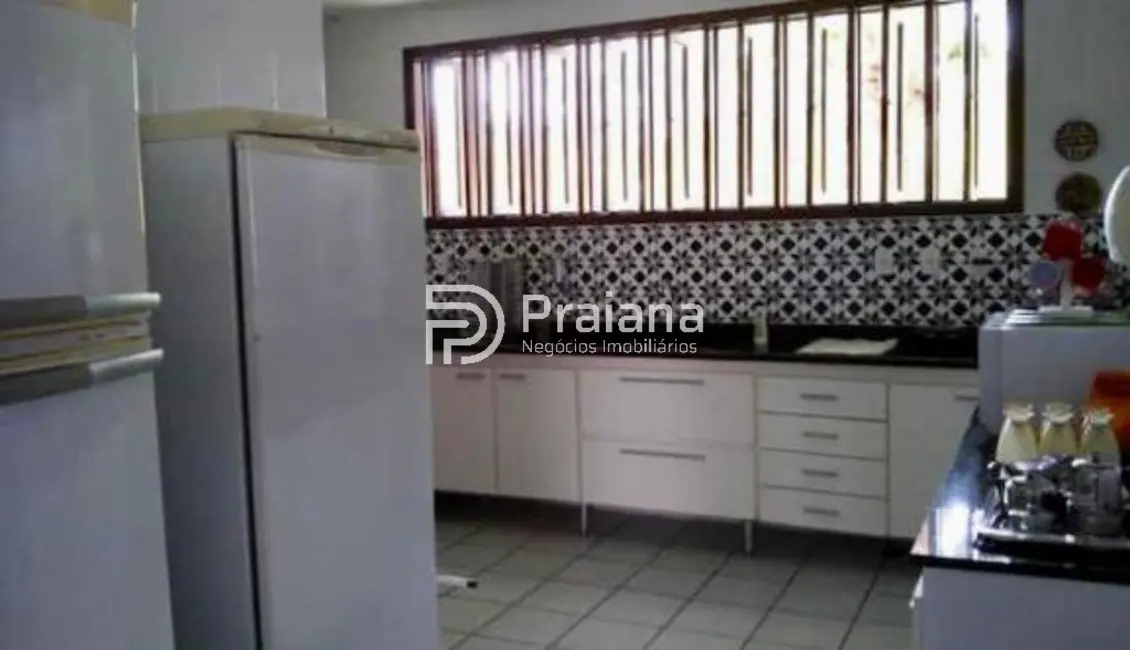 Foto 5 de Casa de Condomínio com 4 quartos para alugar, 320m2 em Camacari - BA