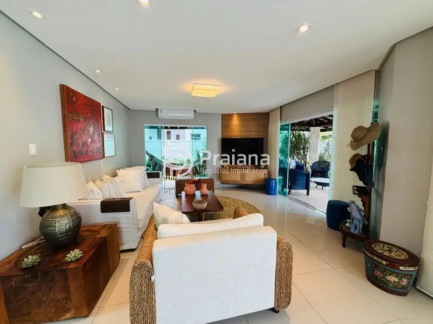 Foto 2 de Casa de Condomínio com 5 quartos à venda, 320m2 em Camacari - BA