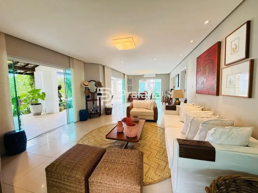 Foto 1 de Casa de Condomínio com 5 quartos à venda, 320m2 em Camacari - BA