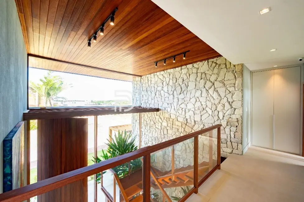 Foto 3 de Casa de Condomínio com 5 quartos à venda, 528m2 em Mata De Sao Joao - BA