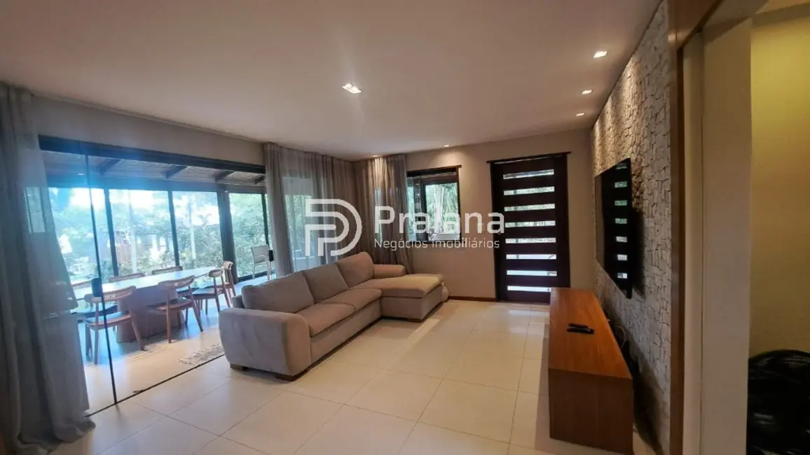 Casa de Condomínio com 4 quartos à venda e para alugar, 200m2 em Mata De Sao Joao - BA - imagem 5 Foto 5 de Casa de Condomínio com 4 quartos à venda e para alugar, 200m2 em Mata De Sao Joao - BA
