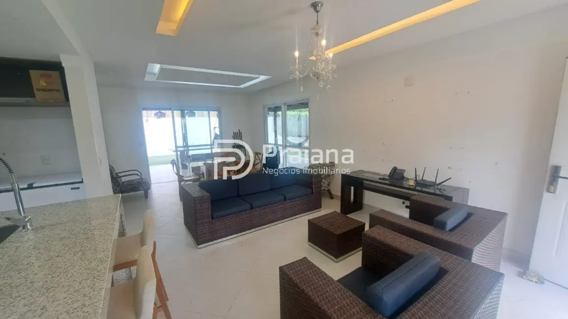 Casa de Condomínio com 3 quartos à venda, 200m2 em Mata De Sao Joao - BA - imagem 5 Foto 5 de Casa de Condomínio com 3 quartos à venda, 200m2 em Mata De Sao Joao - BA