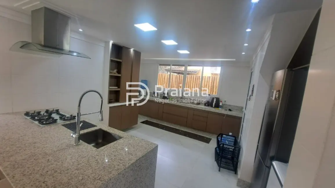Casa de Condomínio com 3 quartos à venda, 200m2 em Mata De Sao Joao - BA - imagem 3 Foto 3 de Casa de Condomínio com 3 quartos à venda, 200m2 em Mata De Sao Joao - BA