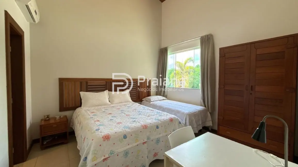 Foto 8 de Casa de Condomínio com 4 quartos para alugar, 350m2 em Camacari - BA