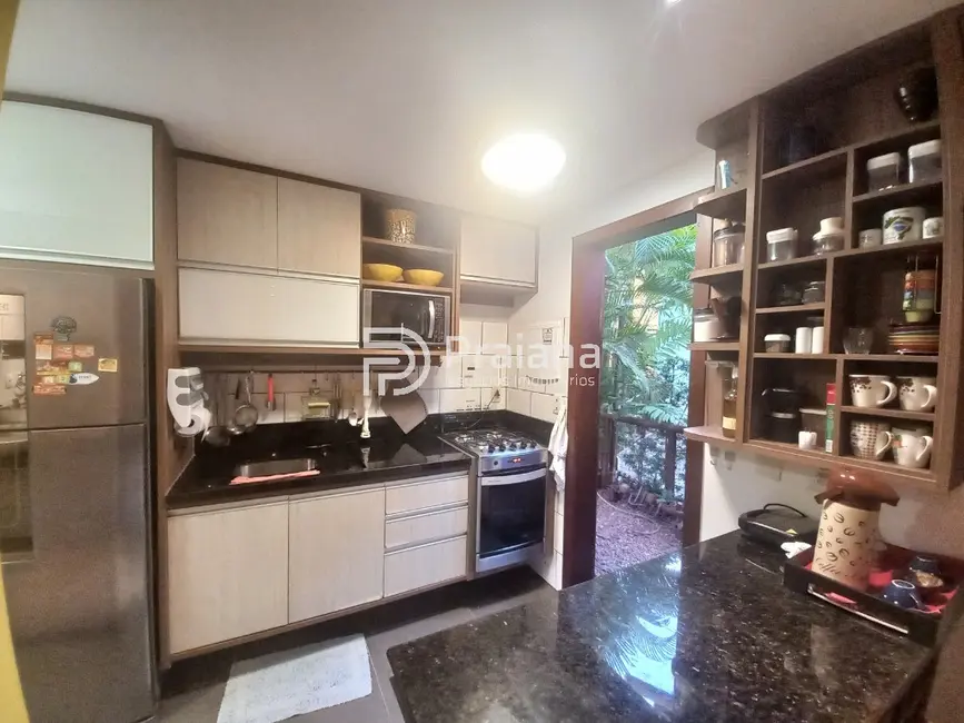 Foto 8 de Casa de Condomínio com 2 quartos para alugar, 86m2 em Camacari - BA