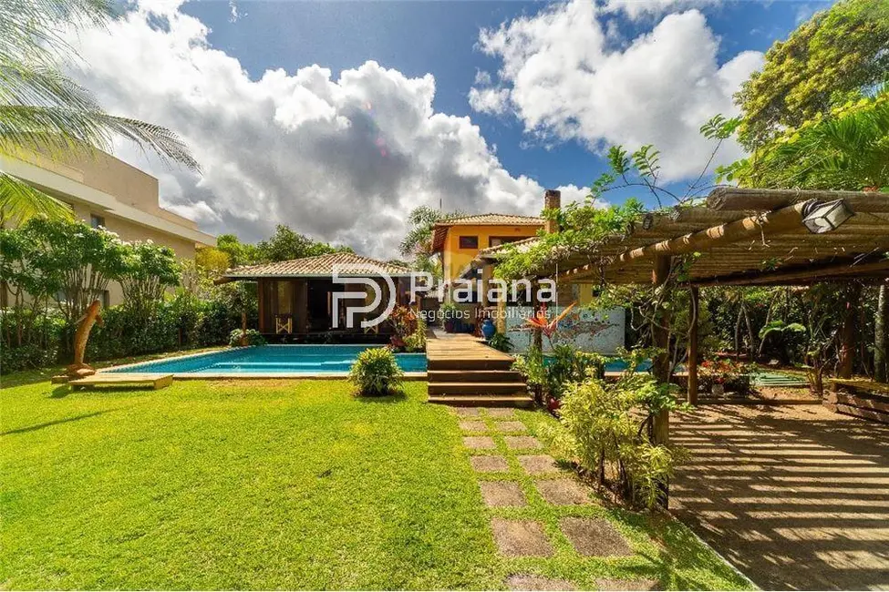 Foto 2 de Casa de Condomínio com 6 quartos à venda, 437m2 em Camacari - BA