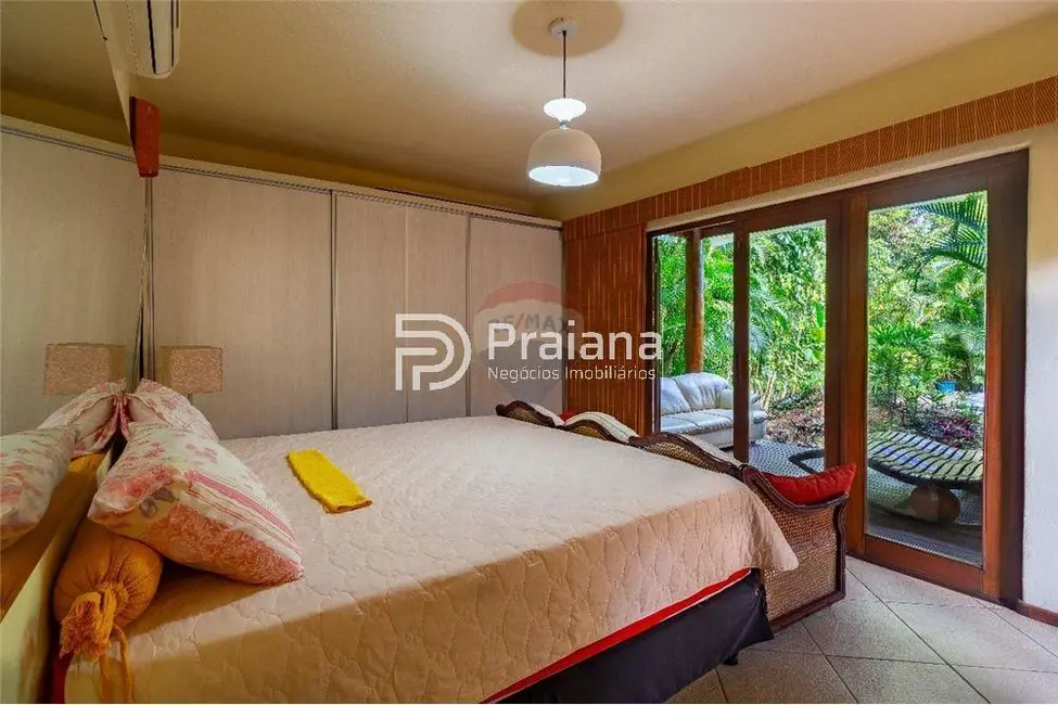Foto 9 de Casa de Condomínio com 6 quartos à venda, 437m2 em Camacari - BA