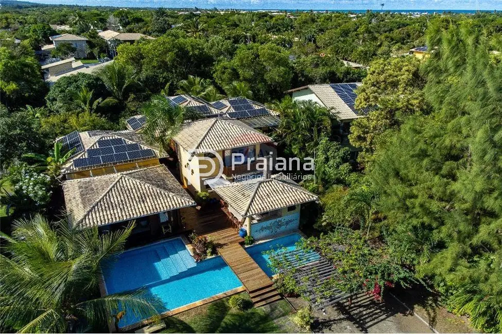 Foto 1 de Casa de Condomínio com 6 quartos à venda, 437m2 em Camacari - BA